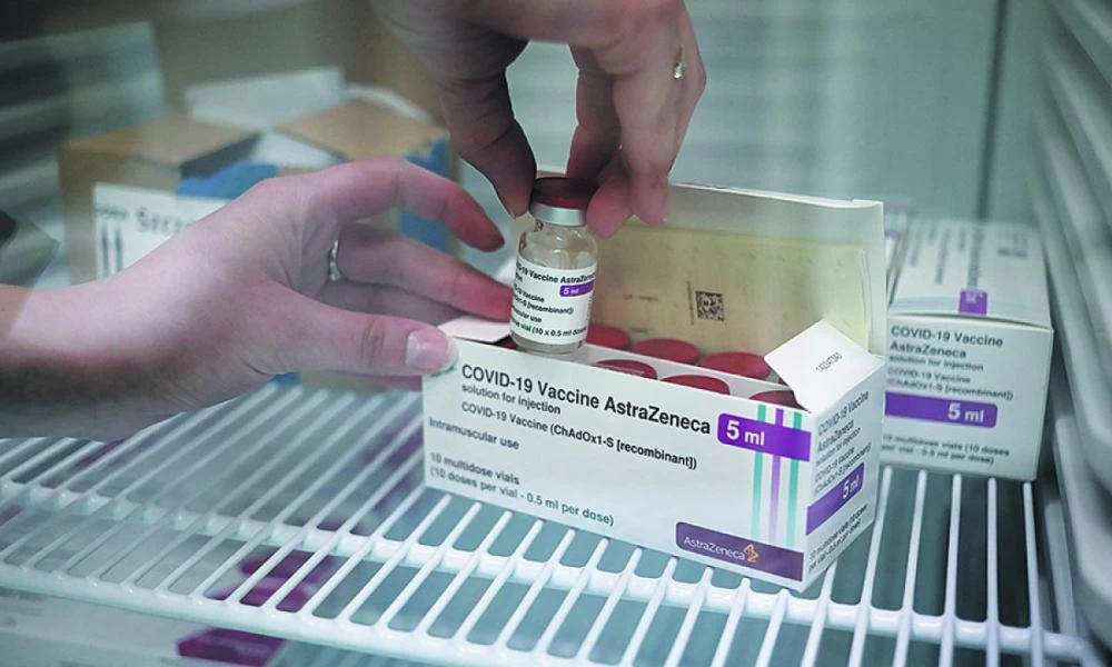 AstraZeneca και Pfizer: Ποιες μεταλλάξεις καταπολεμούν